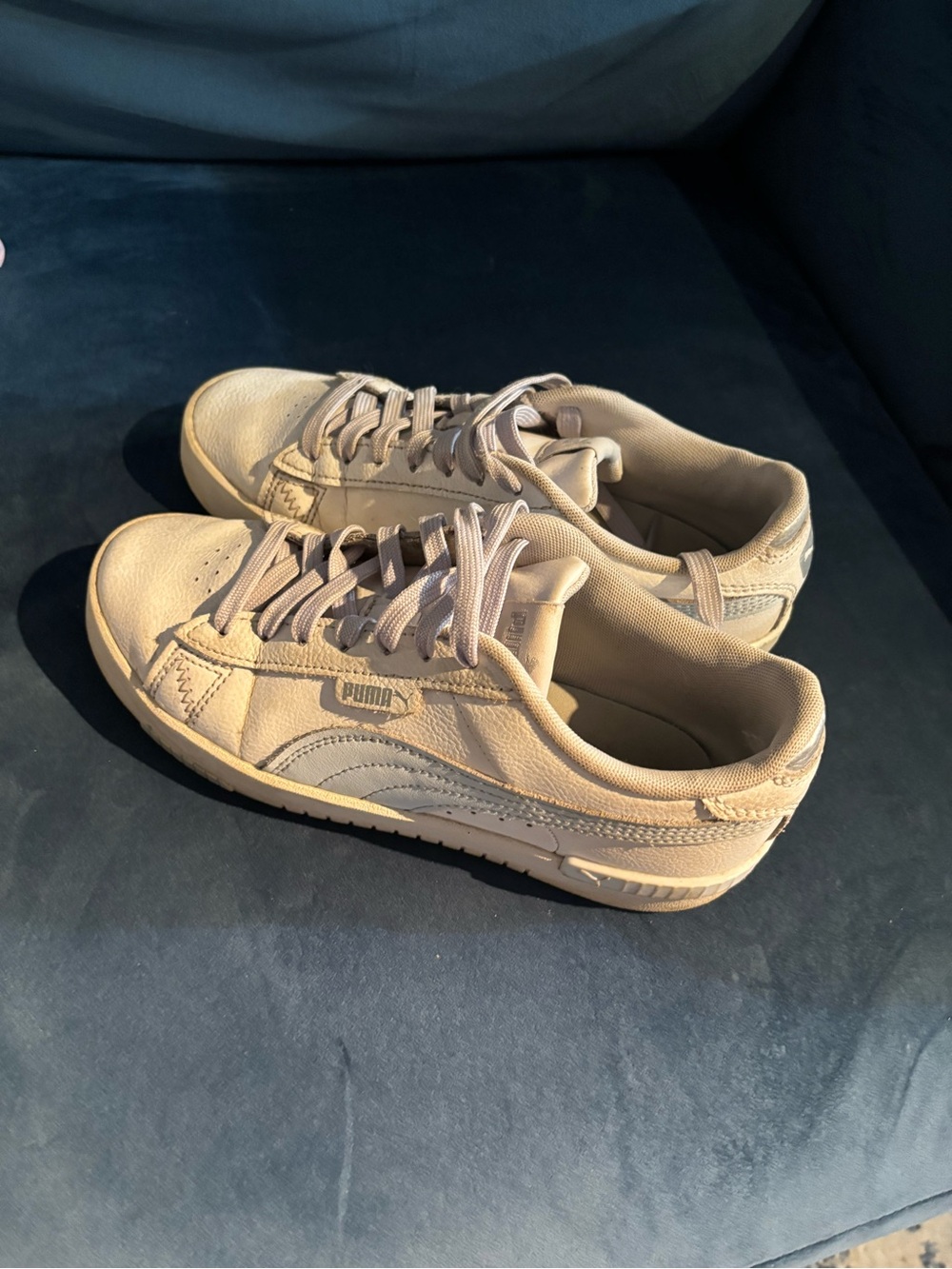 Puma Cream Low-Top Sneakers